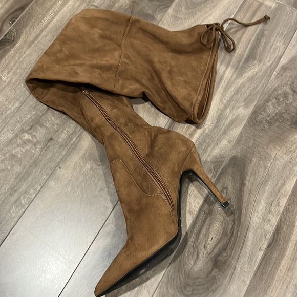 ALDO Asteille Thigh High Stiletto Boots, ankle zipper, thigh ties. - Picture 2 of 4